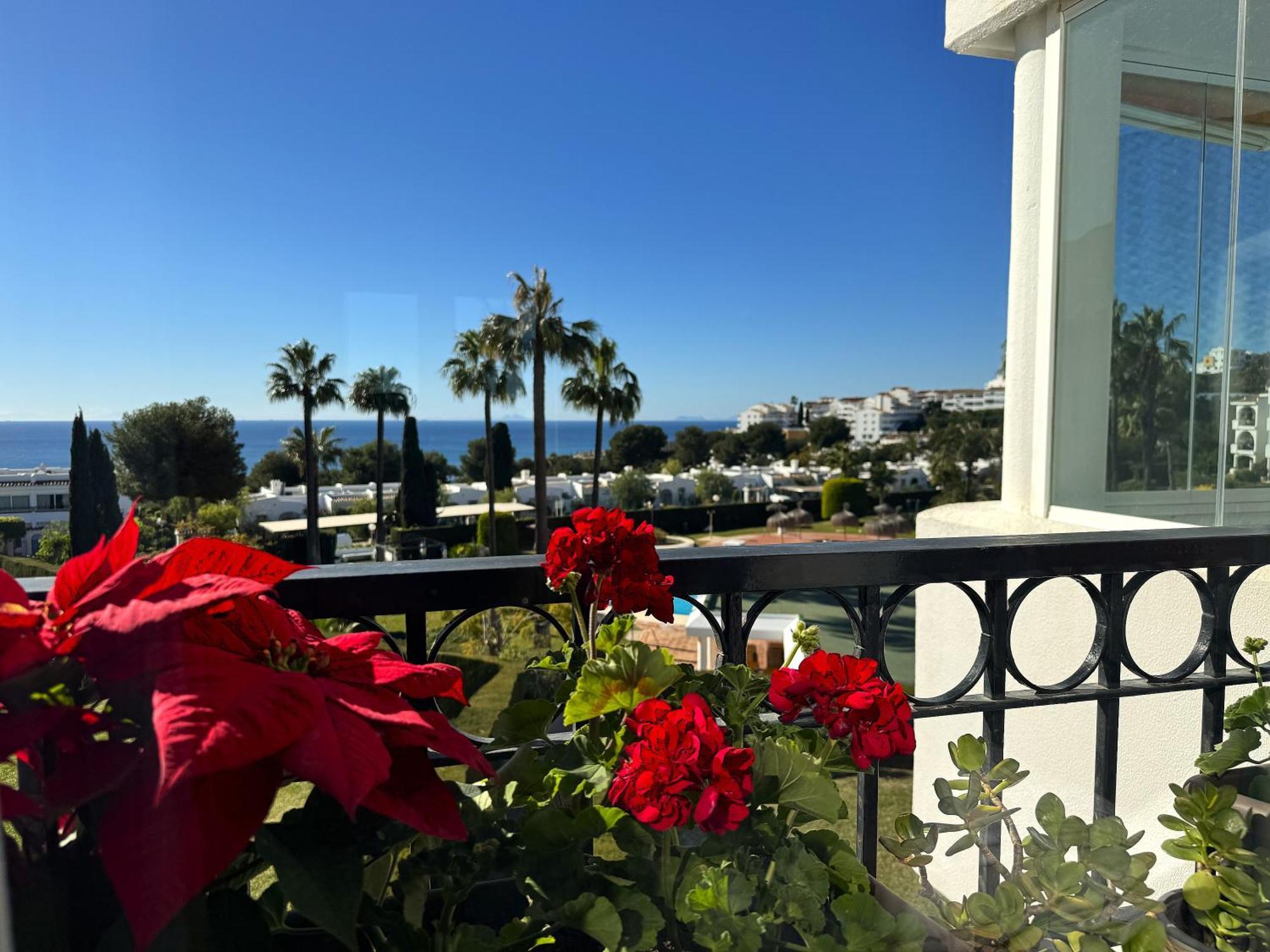 Amazing Sea View Apartment In Miraflores La Cala De Mijas Exteriör bild